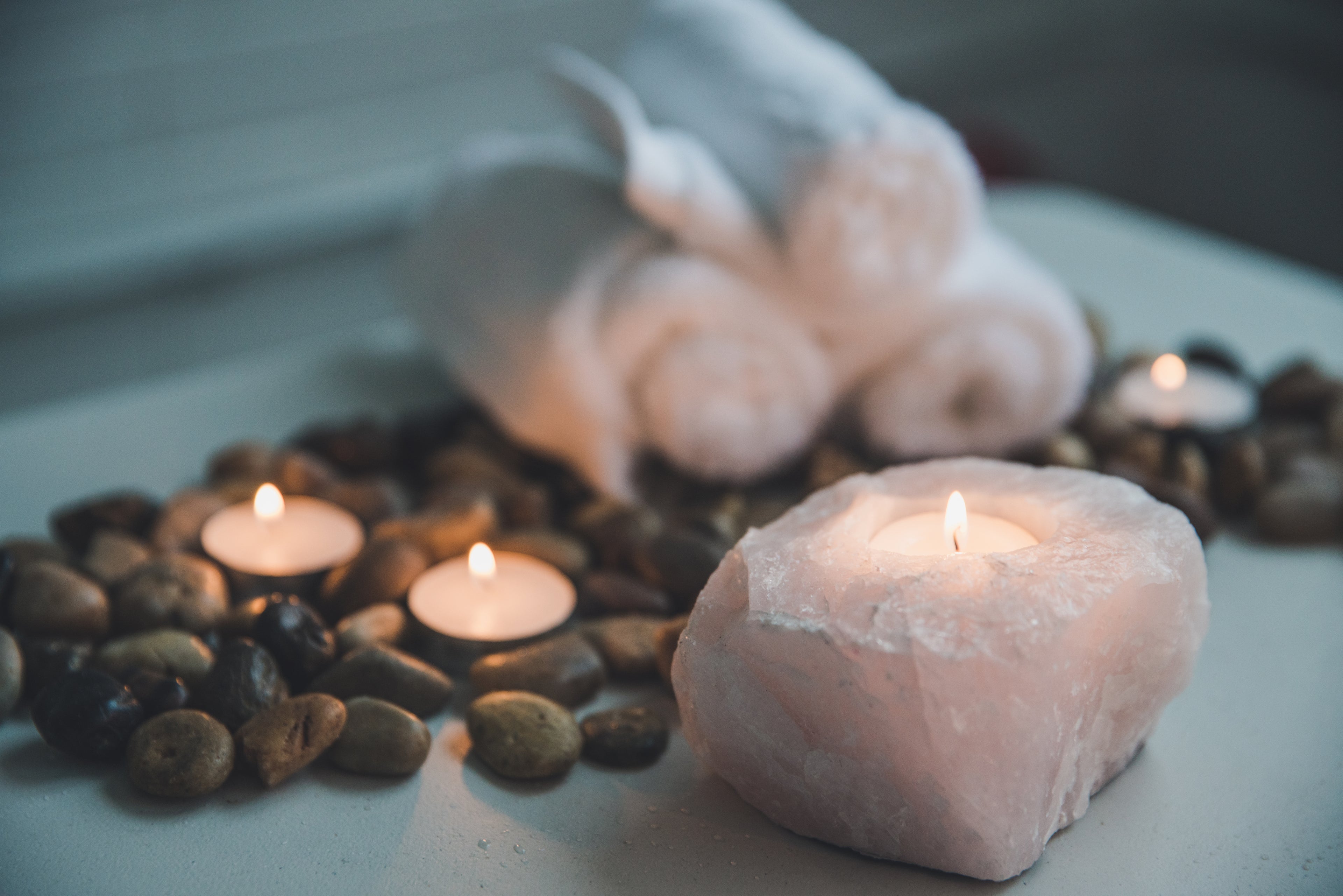 shea butter Body butter shea butter moisturiser Nomi Skincare candle in natural stone holder