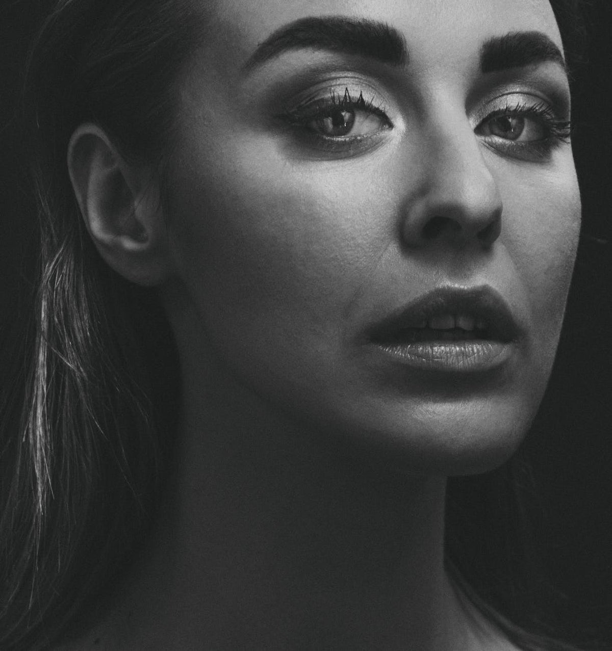 Adding New Products to Your Skincare Routine: A Step-by-Step Guide - Nomi Skincare